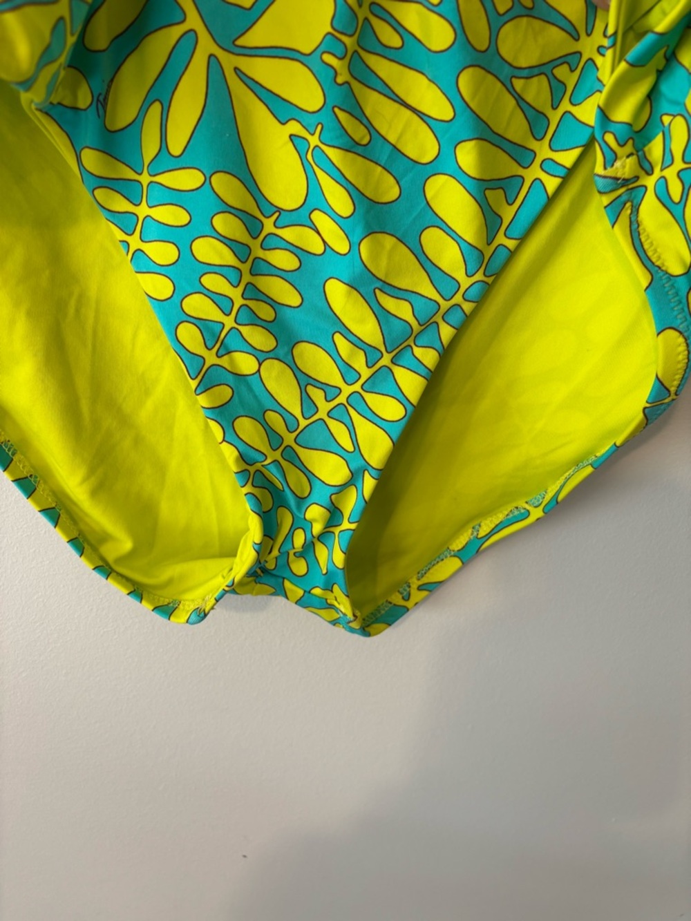 Trina Turk Teal and Lime Yellow Leaf-Print One-Piece Retro Swimsuit Size 10 - Picture 4 of 11